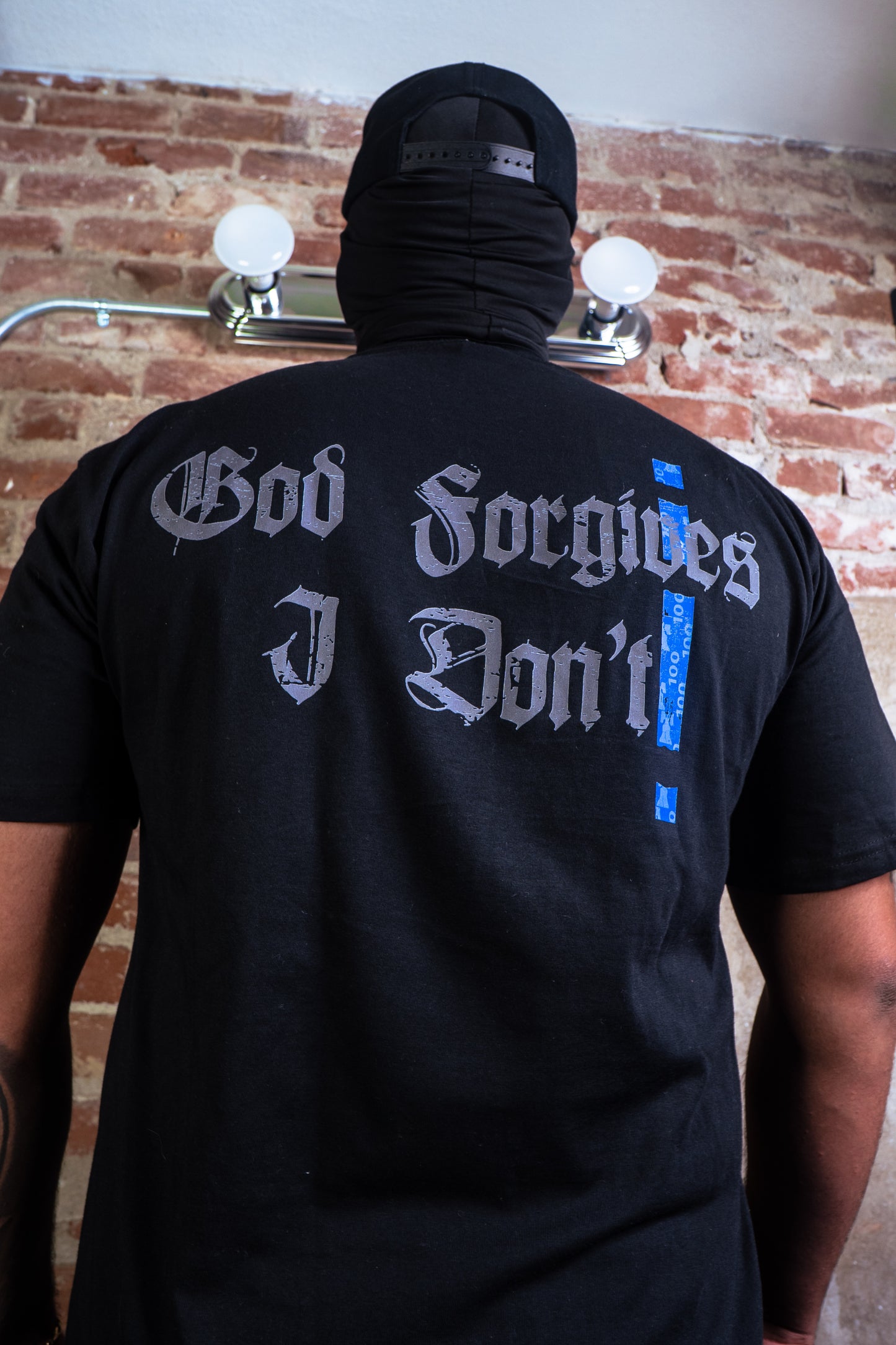 TRUST THE FERIA TEE